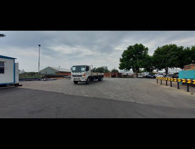 3,000M² FACTORY TO LET IN ALRODE